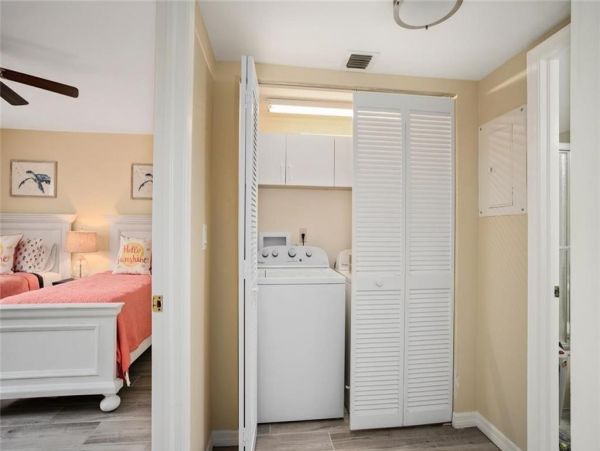 Naples Condo 1019906