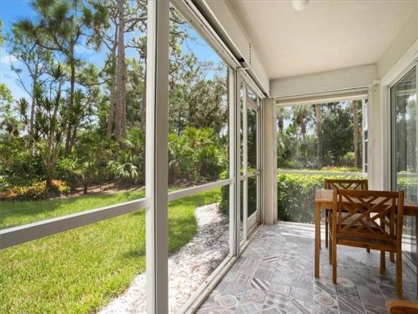 Naples Condo 1019906
