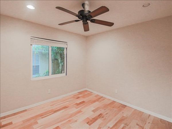 Naples Home 1019909