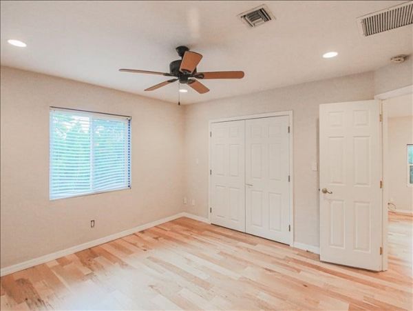 Naples Home 1019909