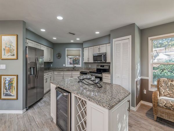 Naples Home 1019911
