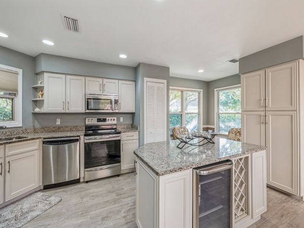 Naples Home 1019911