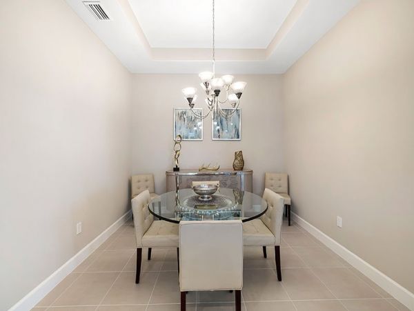 Naples Home 1019912