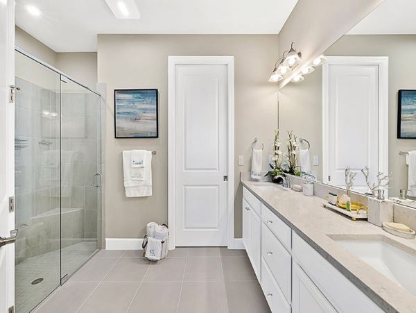 Naples Home 1019912
