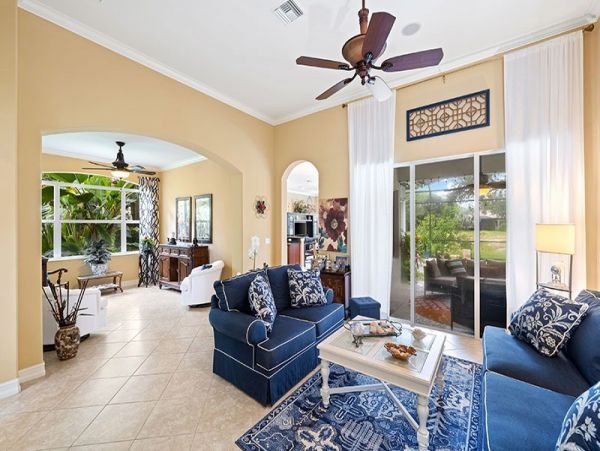 Naples Home 1019913