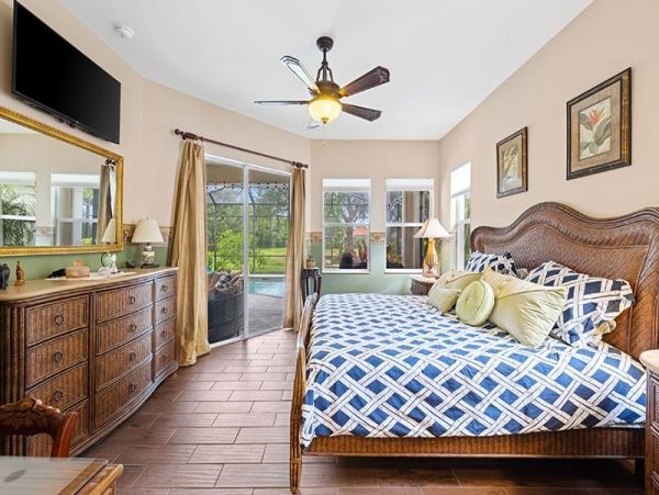 Naples Home 1019913