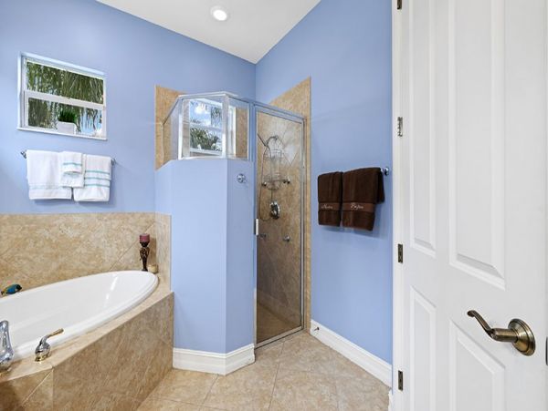 Naples Home 1019913