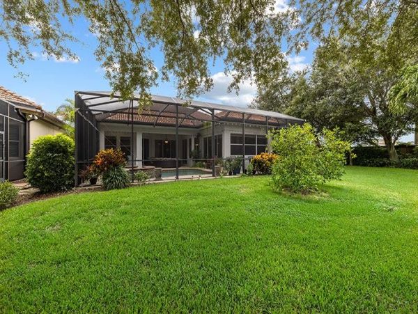 Naples Home 1019913