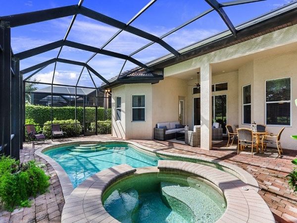 Naples Home 1019914
