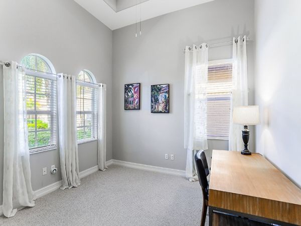 Naples Home 1019914