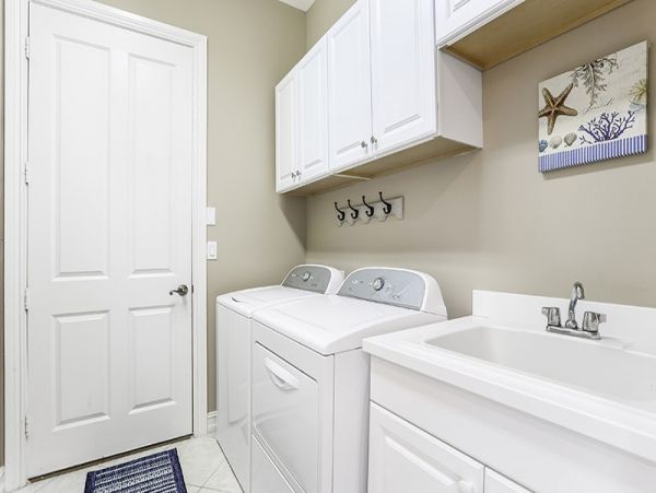 Naples Home 1019914