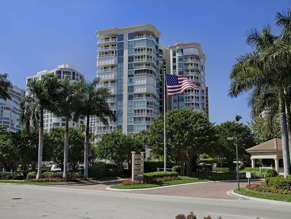 Naples Condo 1019915