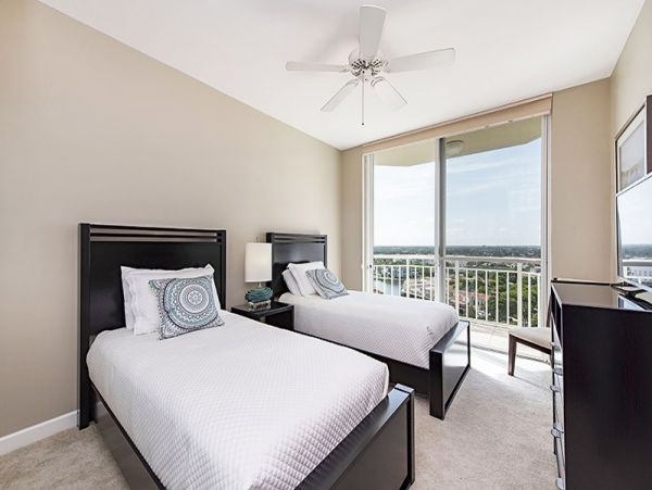 Naples Condo 1019915