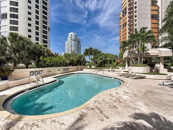 Naples Condo 1019915