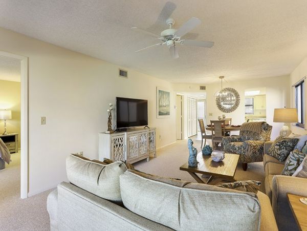 Naples Home 1019916
