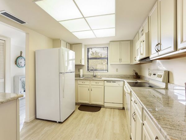 Naples Home 1019916