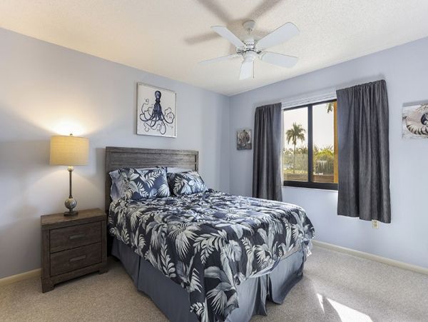 Naples Home 1019916
