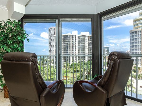 Naples Condo 1019917