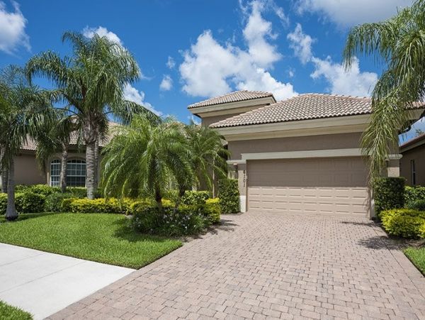 Naples Home 1019918