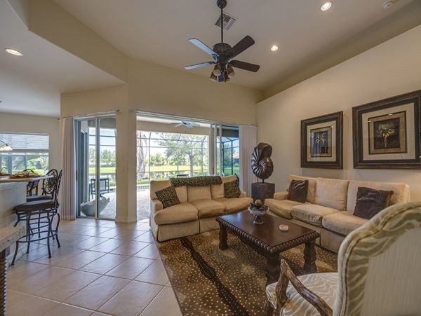 Naples Home 1019918