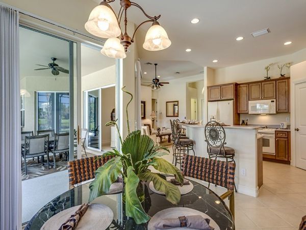 Naples Home 1019918