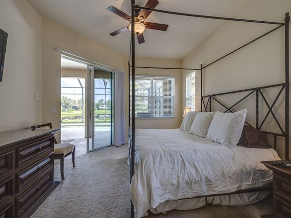 Naples Home 1019918