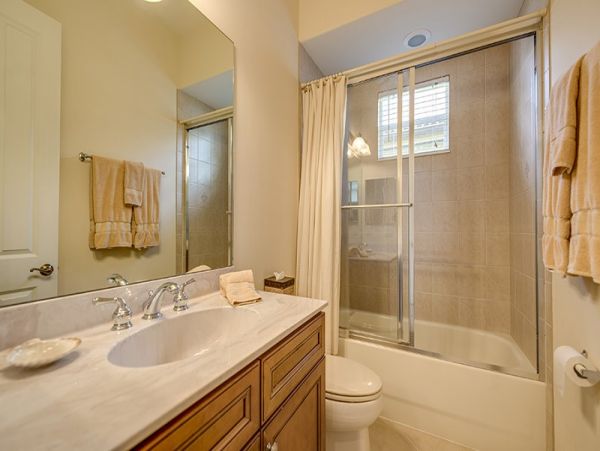 Naples Home 1019918
