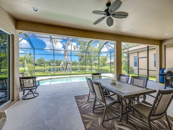 Naples Home 1019918