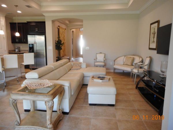 Beautiful 3 Bedroom Vacation Home Great Amenities