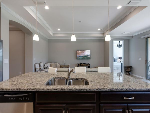 Beautiful 3 Bedroom Vacation Home Great Amenities