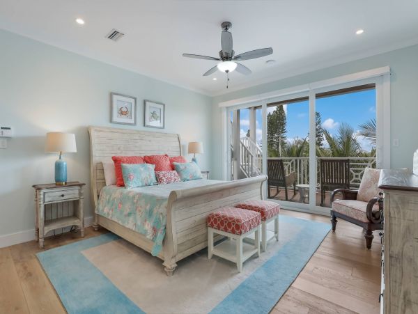 Anna Maria Vacation Home Four Bedroom Walk to Beach