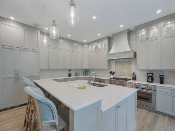Anna Maria Vacation Home Four Bedroom Walk to Beach
