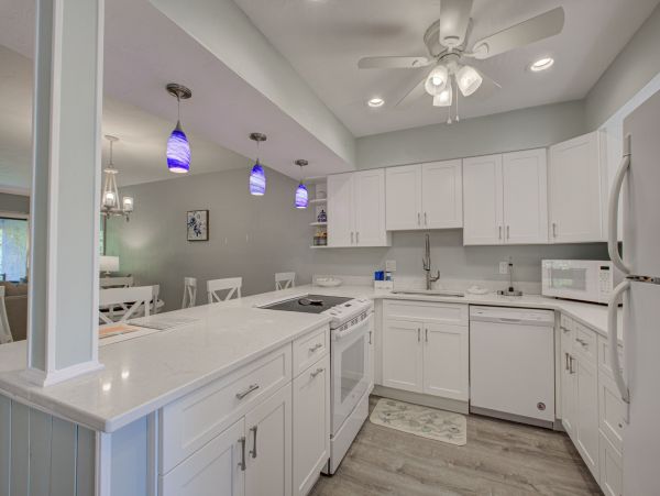 Recently Remodeled Bradenton Beach Condo with 2 Bedroom