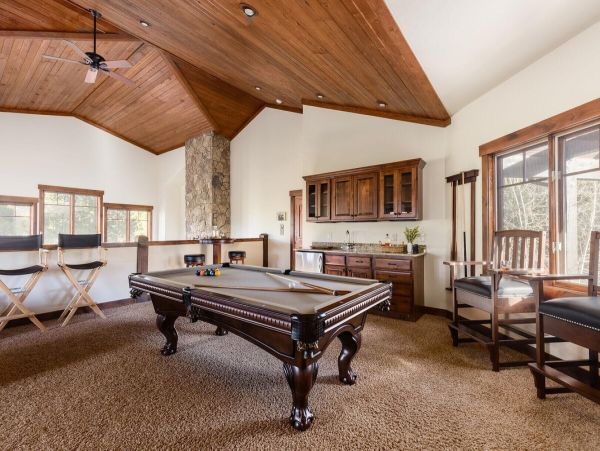 Luxury Breckenridge Vacation Home Five Bedroom with Spa
