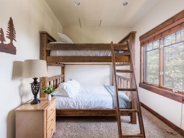 Luxury Breckenridge Vacation Home Five Bedroom with Spa