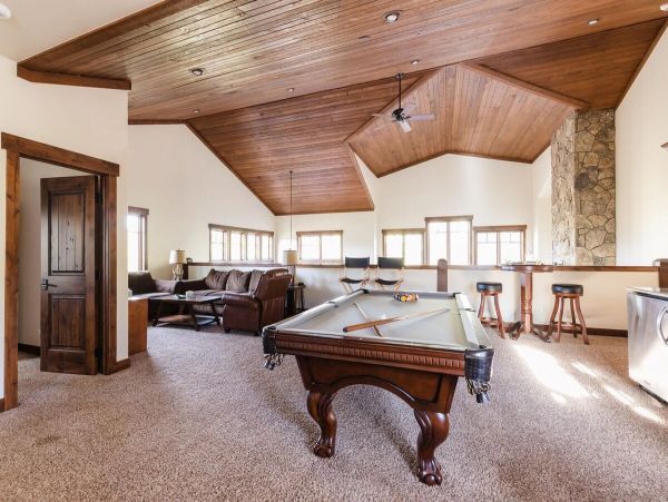 Luxury Breckenridge Vacation Home Five Bedroom with Spa