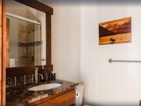 Luxury Breckenridge Vacation Home Five Bedroom with Spa