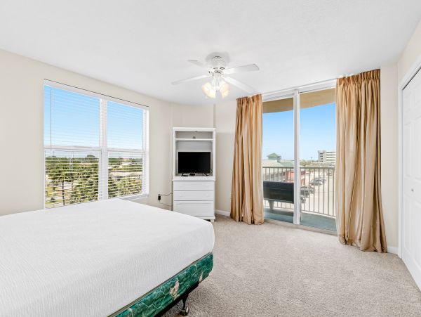 Okaloosa Island Fort Walton Beach Condo 1020008