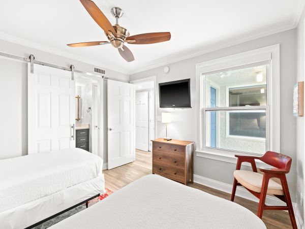 Okaloosa Island Fort Walton Beach Condo 1020011