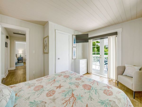 Charming 2 Bedroom Condo in Holmes Beach