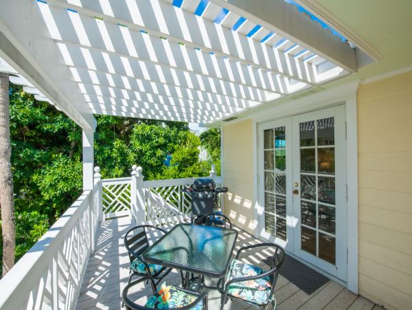 Four Bedroom Duplex Together Steps From The Beach With Private Pool