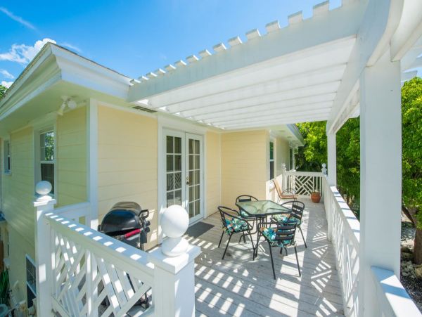 Four Bedroom Duplex Together Steps From The Beach With Private Pool