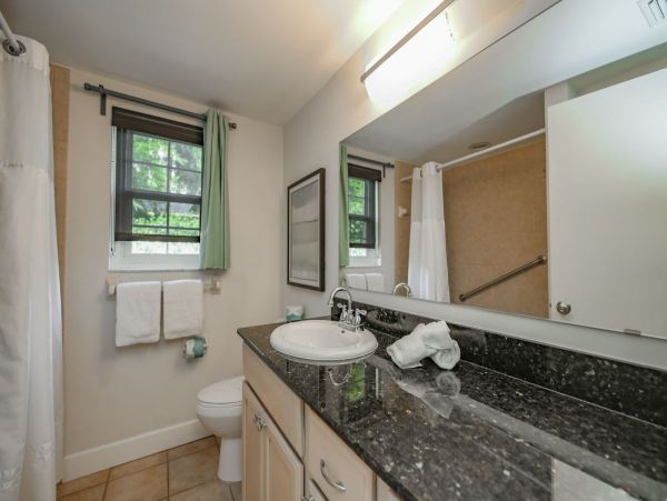 Four Bedroom Duplex Together Steps From The Beach With Private Pool
