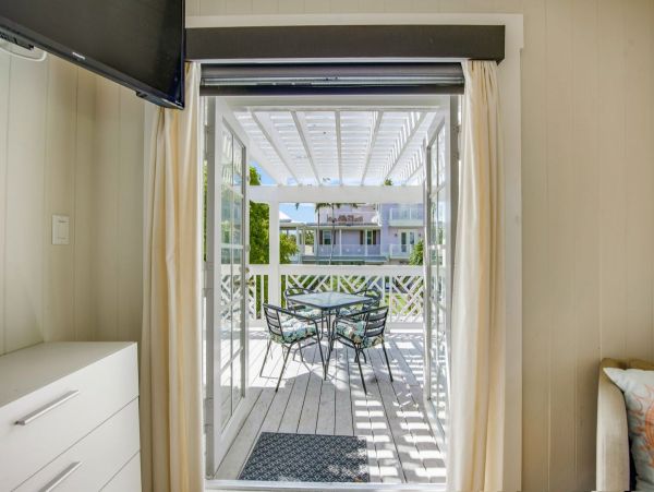 Four Bedroom Duplex Together Steps From The Beach With Private Pool
