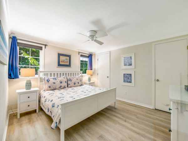 Four Bedroom Duplex Together Steps From The Beach With Private Pool