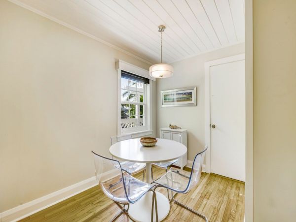 Four Bedroom Duplex Together Steps From The Beach With Private Pool
