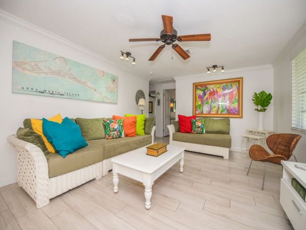 Anna Maria Island Holmes Beach Home 1020020