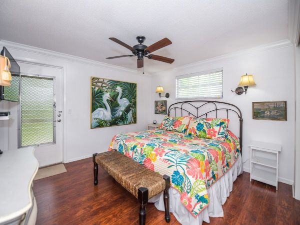Anna Maria Island Holmes Beach Home 1020020