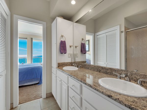 Three Bedroom Beachfront Vacation Town Home Navarre Beach