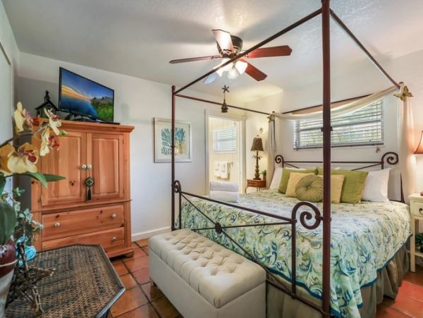 Anna Maria Island Holmes Beach Condo 1020050
